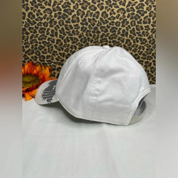 🦋B2G1🦋TRUE RELIGION White Graffiti Print Adjustable Baseball Hat | OSFA | - Picture 4 of 8